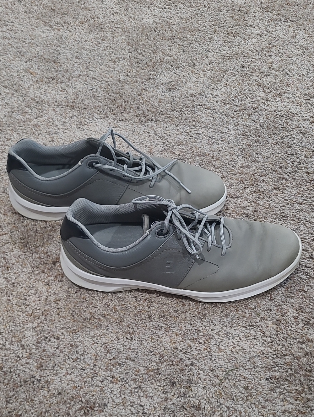 Men's Grey Casual Lace-Up Golf Sneakers